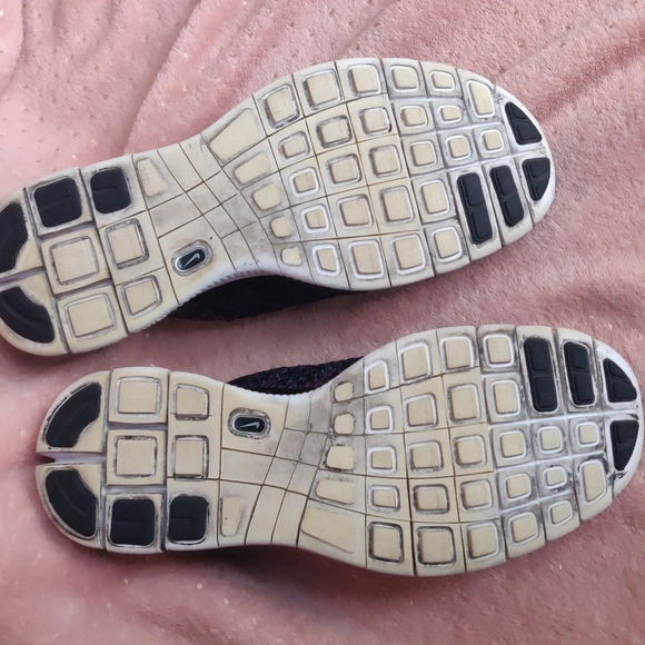 Nike free flynit running shoes size 8 - Picture 6 of 9